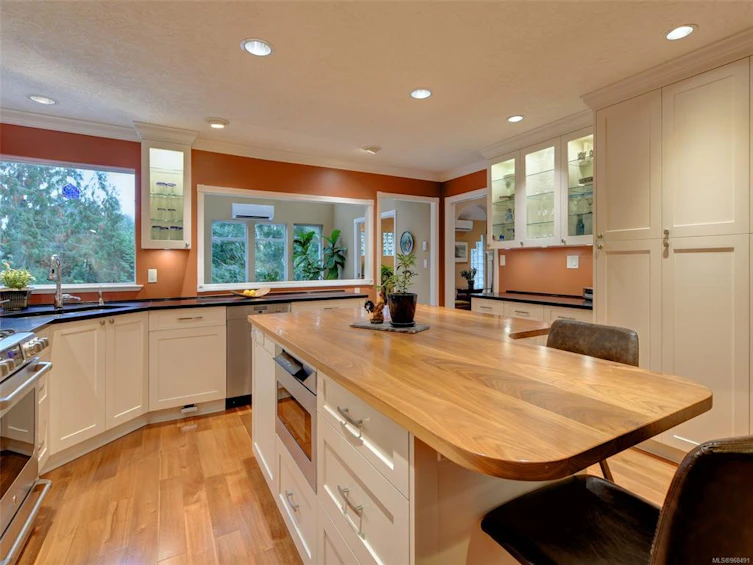 8849 Carmanah Terrace, North Saanich, BC, V8L 5E9 - 4