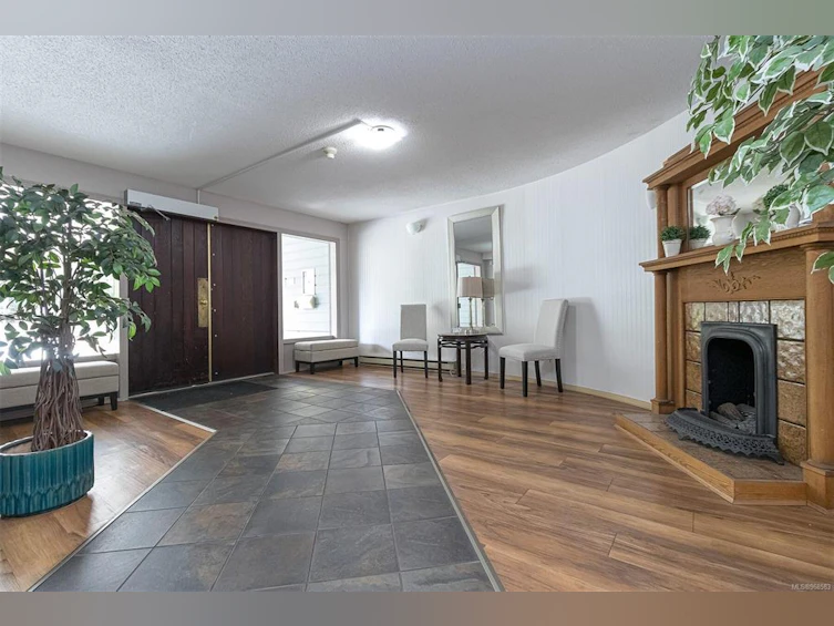 205-280 Douglas Street, Victoria, BC, V8V 2P2 - 5