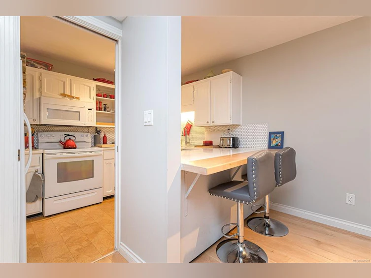 205-280 Douglas Street, Victoria, BC, V8V 2P2 - 15