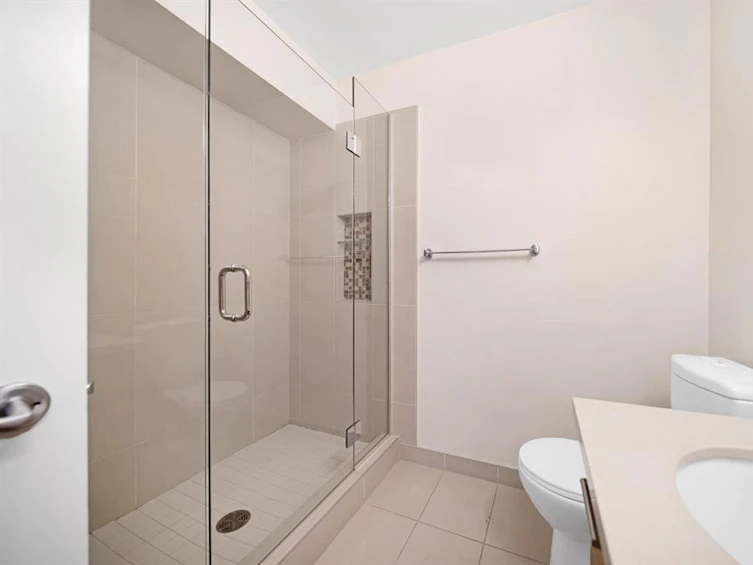 1703-38 Front Street, Nanaimo, BC, V9R 0B8 - 24