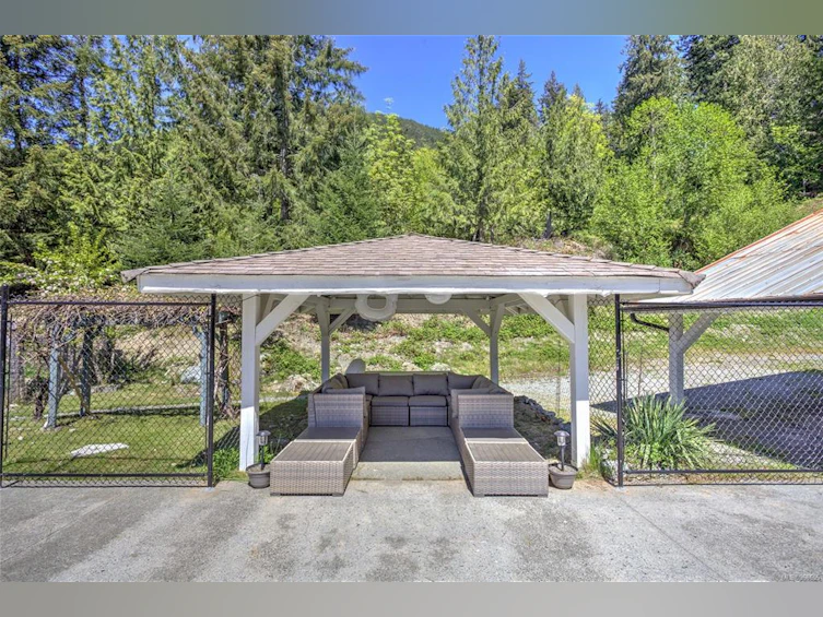 7476 Neva Road, Lake Cowichan, BC, V0R 2G0 - 74