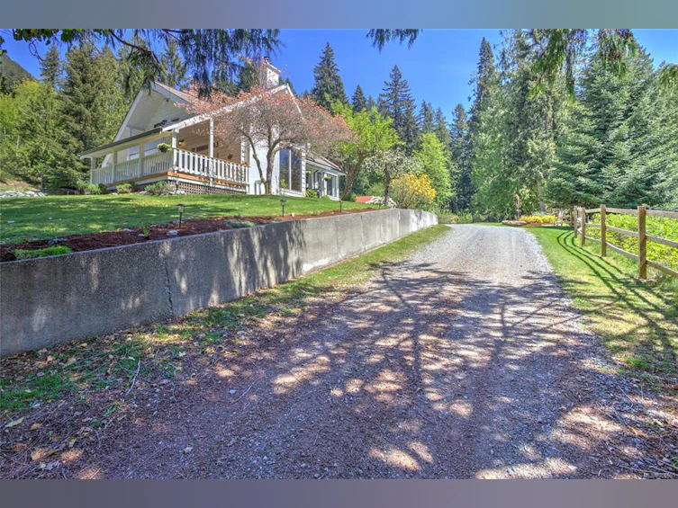 7476 Neva Road, Lake Cowichan, BC, V0R 2G0 - 93