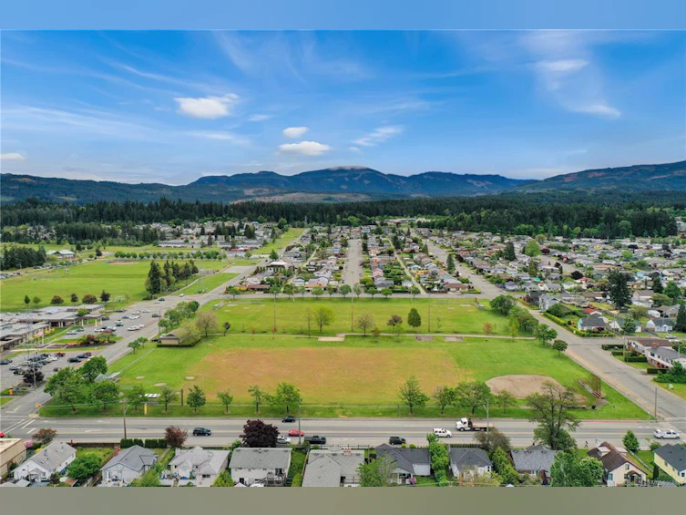 4068 9th Avenue, Port Alberni, BC, V9Y 4V2 - 43
