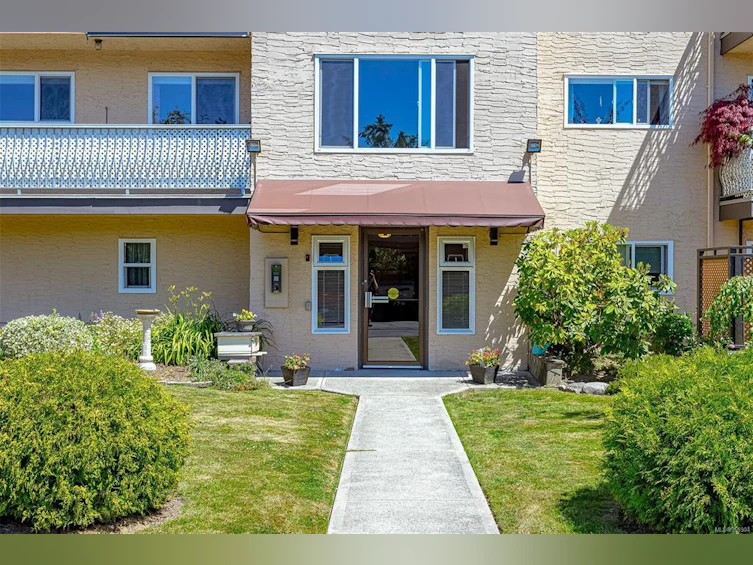 205-2286 Henry Avenue, Sidney, BC, V8L 1W6 - 5