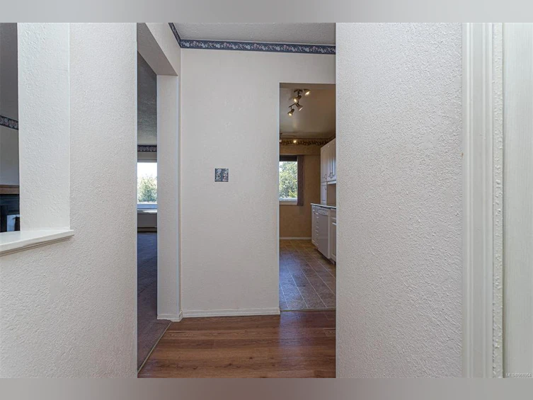 205-2286 Henry Avenue, Sidney, BC, V8L 1W6 - 7