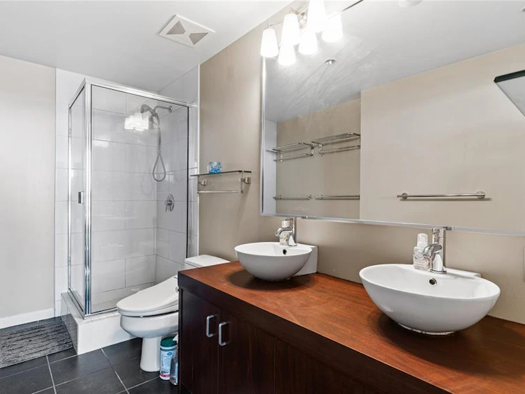 1115-160 Wilson Street, Victoria, BC, V9A 7P9 - 17