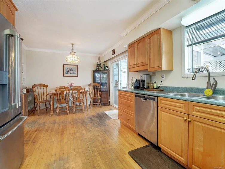 7080 Silverdale Place, Central Saanich, BC, V8M 1G9 - 6
