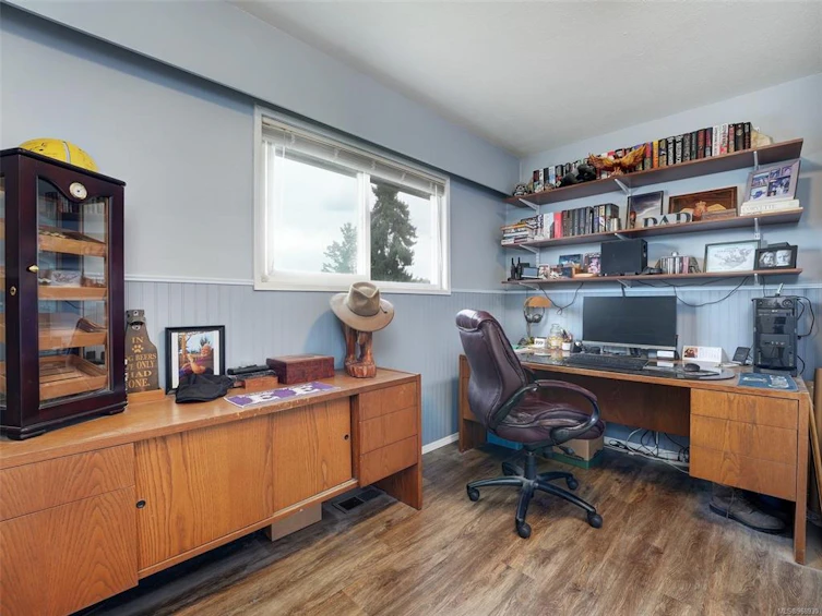 7080 Silverdale Place, Central Saanich, BC, V8M 1G9 - 11