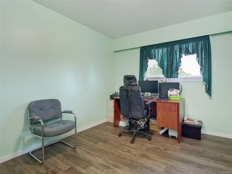7080 Silverdale Place, Central Saanich, BC, V8M 1G9 - 12