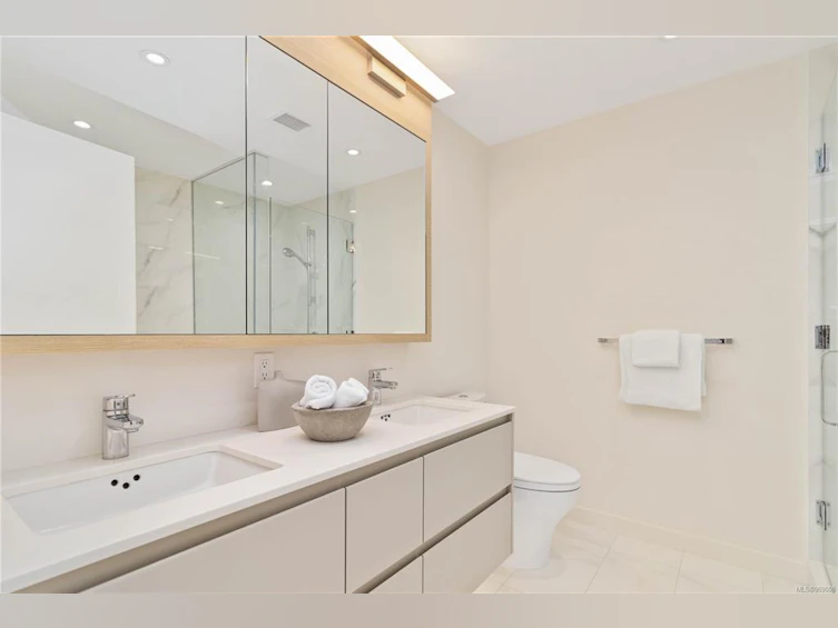 404-550 Michigan Street, Victoria, BC, V8V 0G3 - 33