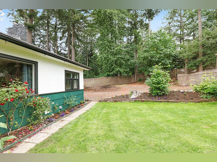 1568 E 10th Street, Courtenay, BC, V9N 7Z2 - 22