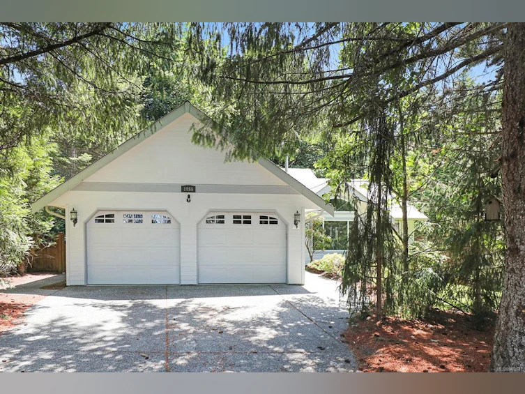 1955 Hawk Drive, Courtenay, BC, V9N 9B1 - 15