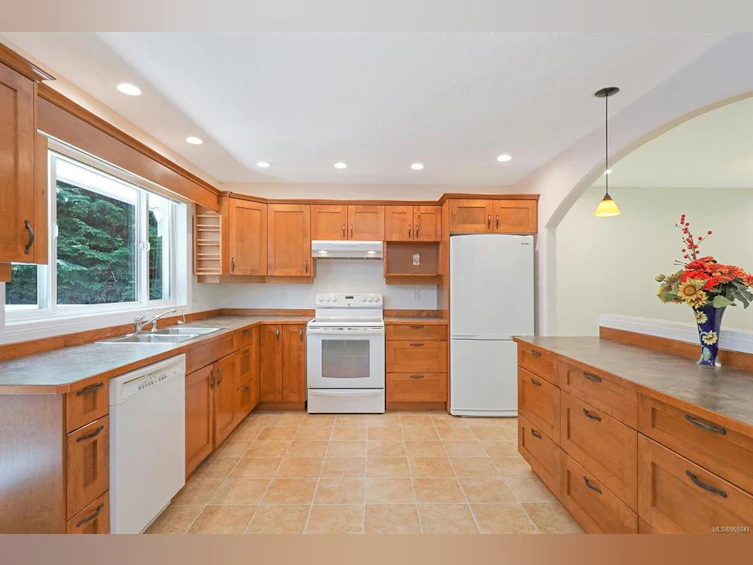 1955 Hawk Drive, Courtenay, BC, V9N 9B1 - 23