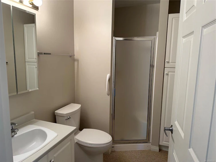 103-2045 Carrick Street, Oak Bay, BC, V8R 2M5 - 17