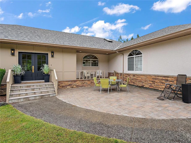 1018 Brickley Close, North Saanich, BC, V8L 5L1 - 7