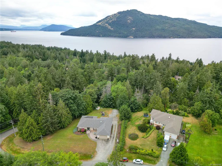 1018 Brickley Close, North Saanich, BC, V8L 5L1 - 37