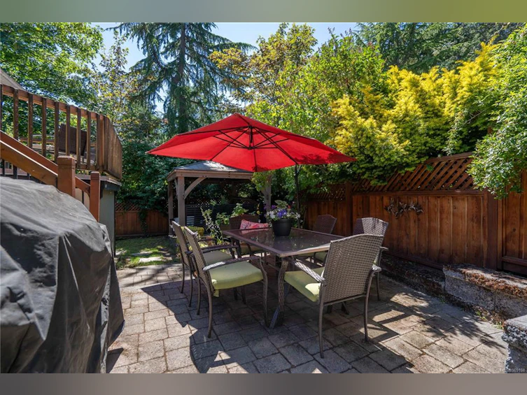 3386 Salsbury Way, Saanich, BC, V8P 3K6 - 35