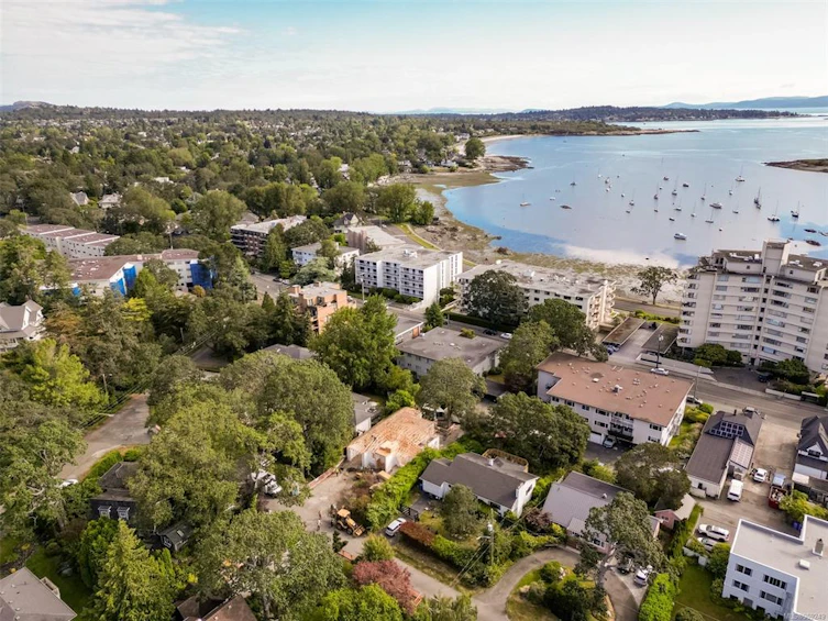 1263 St. Denis Street, Oak Bay, BC, V8S 5A6 - 3