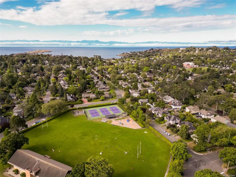 1263 St. Denis Street, Oak Bay, BC, V8S 5A6 - 8