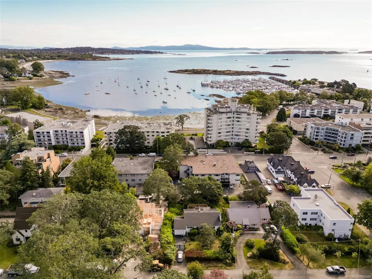 1263 St. Denis Street, Oak Bay, BC, V8S 5A6 - 12