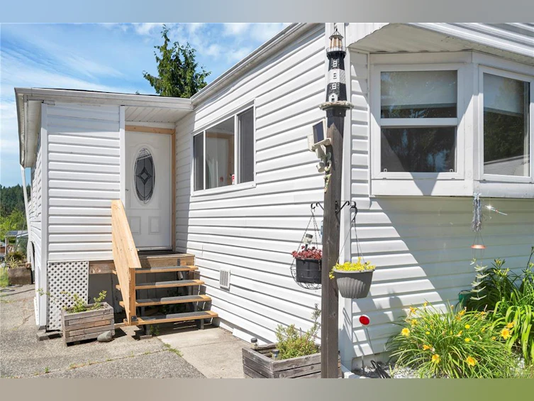 37-1160 Shellbourne Boulevard, Campbell River, BC, V9W 5G5 - 2