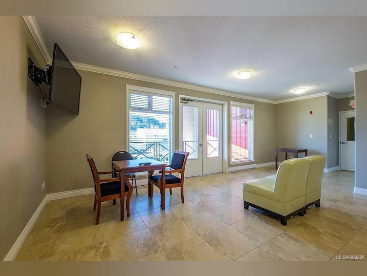 438 Wakesiah Avenue, Nanaimo, BC, V9R 3K8 - 37
