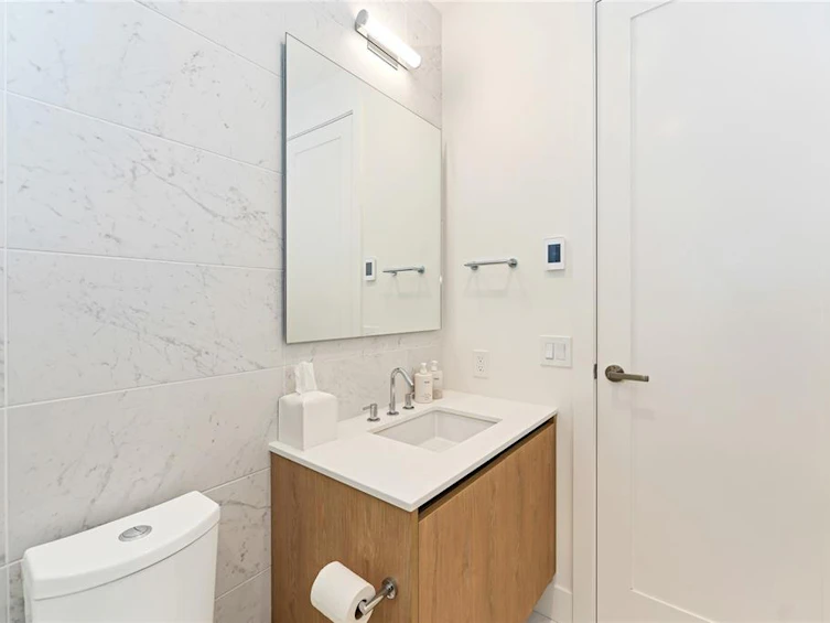314-521 Courtney Street, Victoria, BC, V8W 0G6 - 11