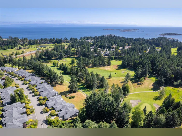 1-2655 Andover Road, Fairwinds, BC, V9P 9J5 - 65