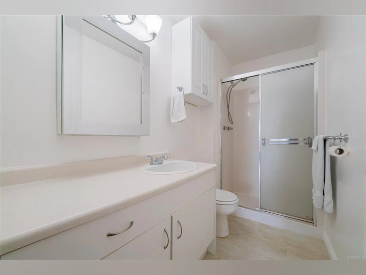 236 Bowlsby Street, Nanaimo, BC, V9R 5K1 - 30