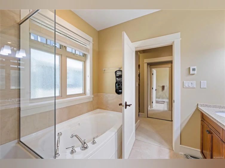 511 Eaglewood Court, Qualicum Beach, BC, V9K 0A3 - 7