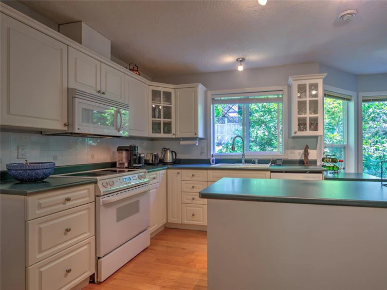 8235 Price Road, Youbou, BC, V0R 3E1 - 15