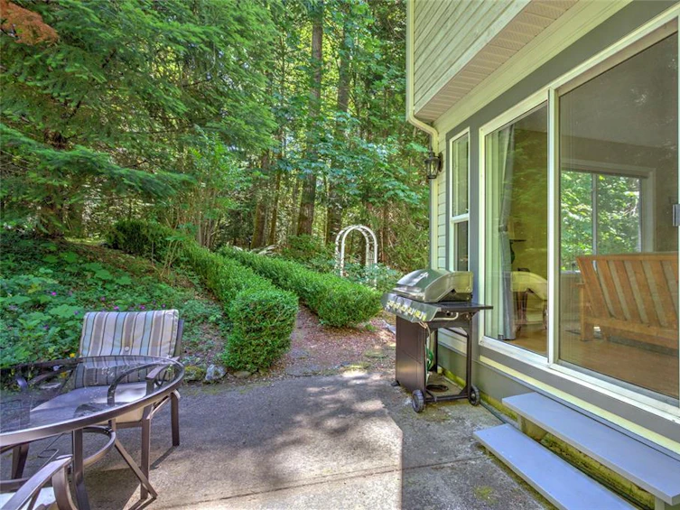 8235 Price Road, Youbou, BC, V0R 3E1 - 23