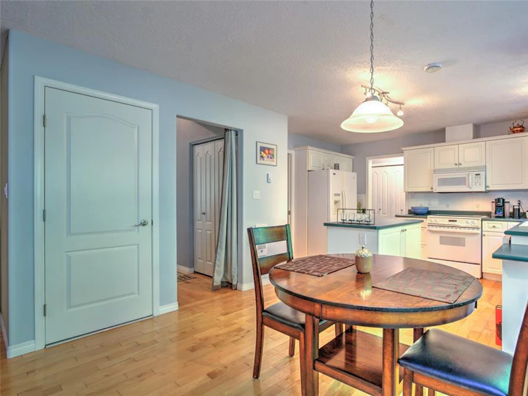 8235 Price Road, Youbou, BC, V0R 3E1 - 25