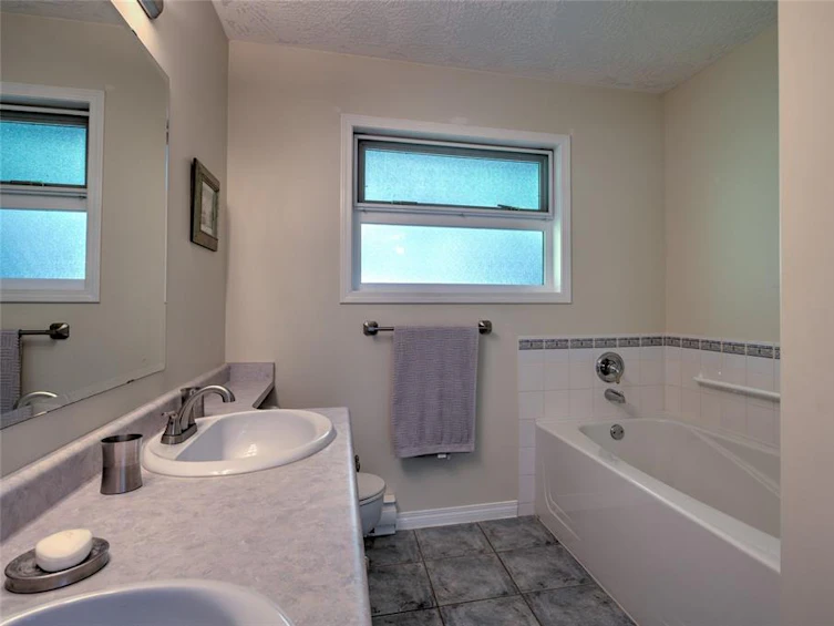 8235 Price Road, Youbou, BC, V0R 3E1 - 35