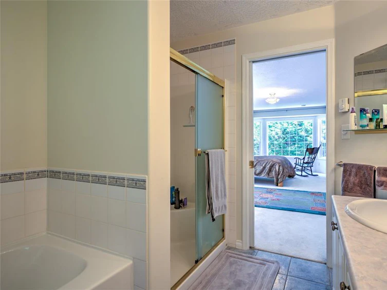 8235 Price Road, Youbou, BC, V0R 3E1 - 36