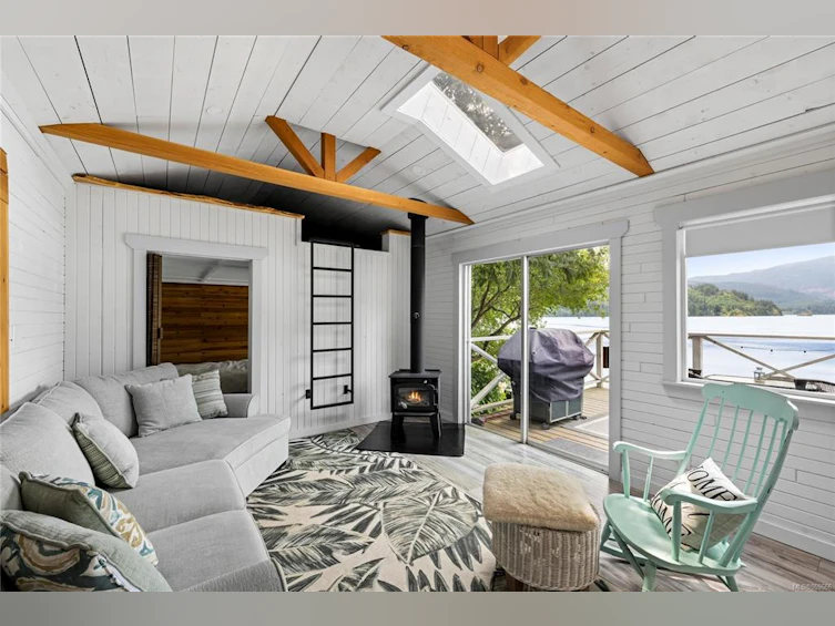 3598 Horne Lake Caves Road, Qualicum Beach, BC, V9K 2L7 - 12