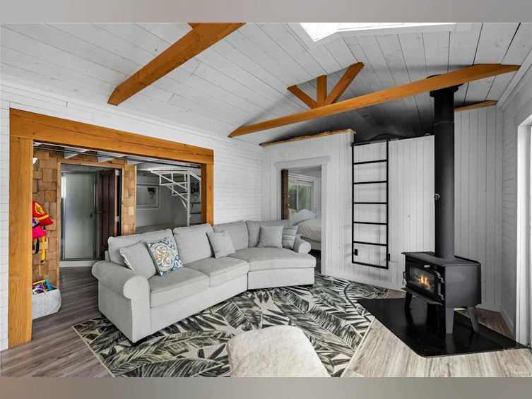 3598 Horne Lake Caves Road, Qualicum Beach, BC, V9K 2L7 - 23