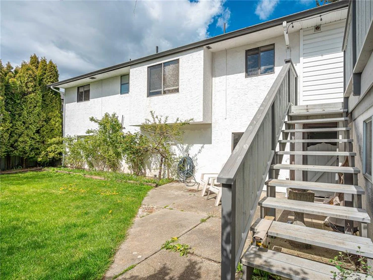 589 Kay Street, Saanich, BC, V8Z 2L5 - 38