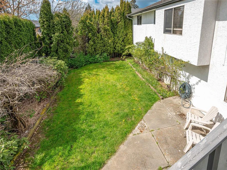 589 Kay Street, Saanich, BC, V8Z 2L5 - 39