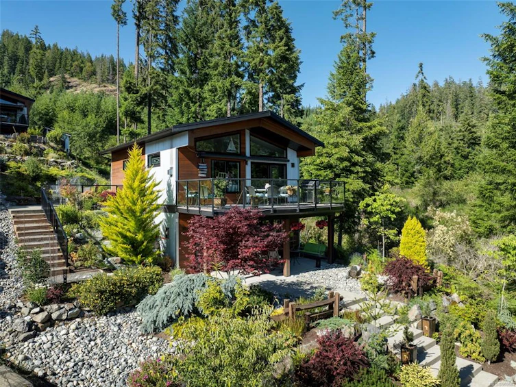 9535 Cabana Place, Lake Cowichan, BC, V0R 2G1