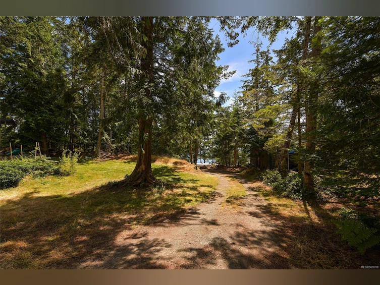 222 Spinnaker Drive, Mayne Island, BC, V0N 2J2 - 16