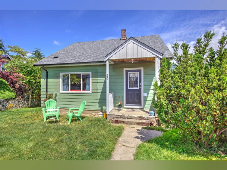 29 Arbutus Street, Lake Cowichan, BC, V0R 2G0 - 2