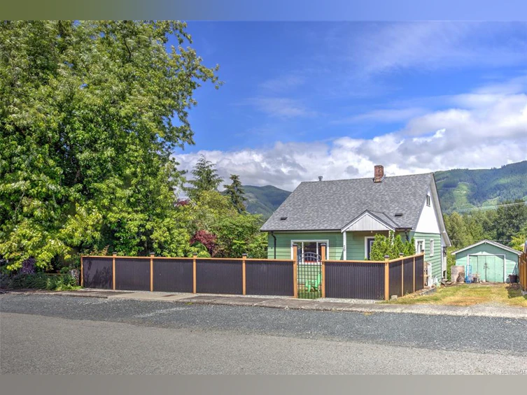 29 Arbutus Street, Lake Cowichan, BC, V0R 2G0 - 26