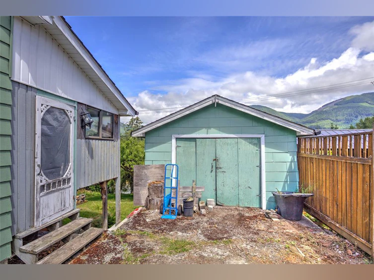 29 Arbutus Street, Lake Cowichan, BC, V0R 2G0 - 33