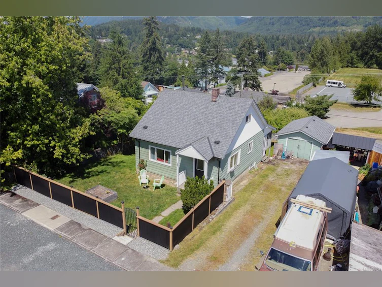 29 Arbutus Street, Lake Cowichan, BC, V0R 2G0 - 41