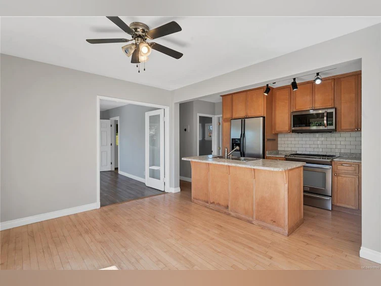 1000 Elm Street, Campbell River, BC, V9W 3A1 - 11