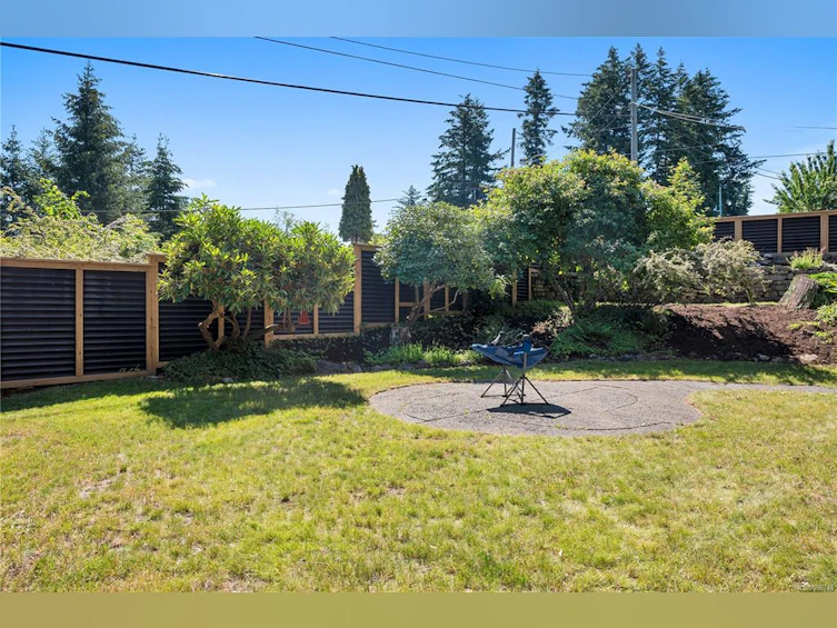 1000 Elm Street, Campbell River, BC, V9W 3A1 - 32