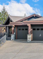 3759 Oak Crest Place