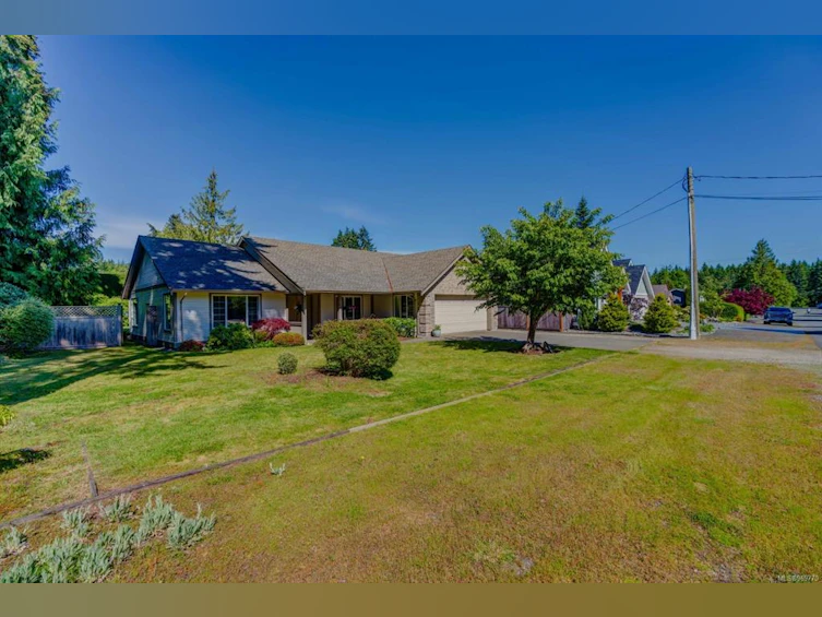 637 Maple Street, Qualicum Beach, BC, V9K 1J3 - 8