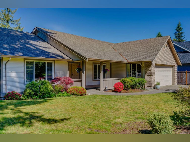 637 Maple Street, Qualicum Beach, BC, V9K 1J3 - 9